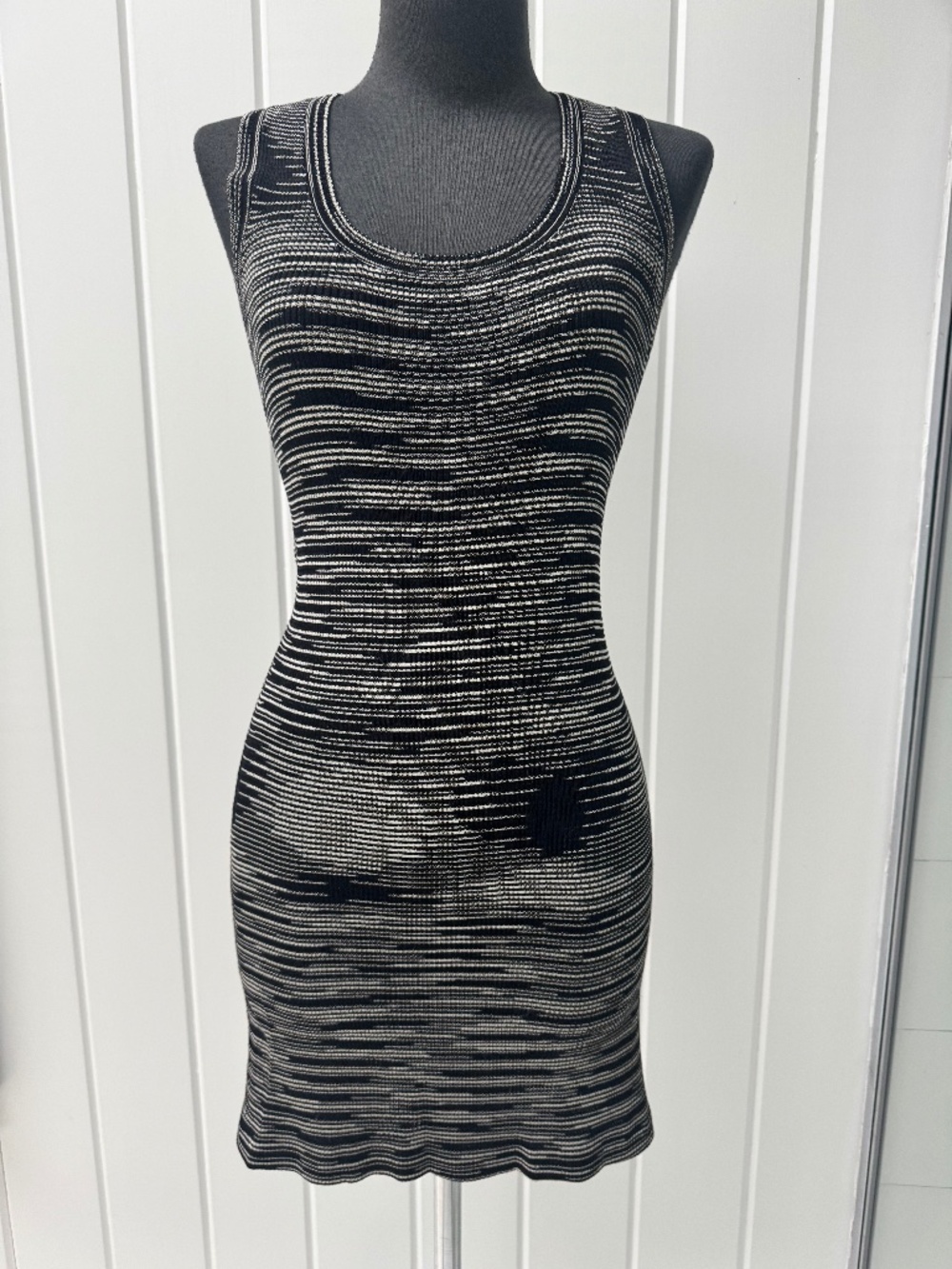 MISSONI BLACK & WHITE KNIT MINI DRESS SIZE XS